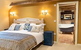 Pass The Keys Goose Feather Barn, Wedmore Luxury Cottage For Two
