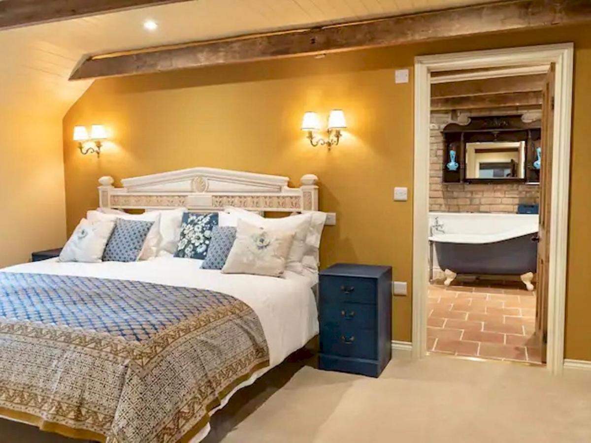 Pass The Keys Goose Feather Barn, Wedmore Luxury Cottage For Two Exterior photo