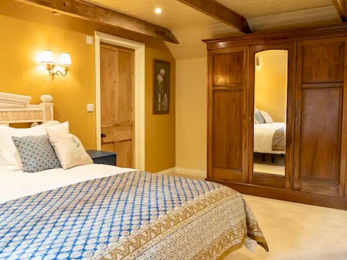 Pass The Keys Goose Feather Barn, Wedmore Luxury Cottage For Two Exterior photo